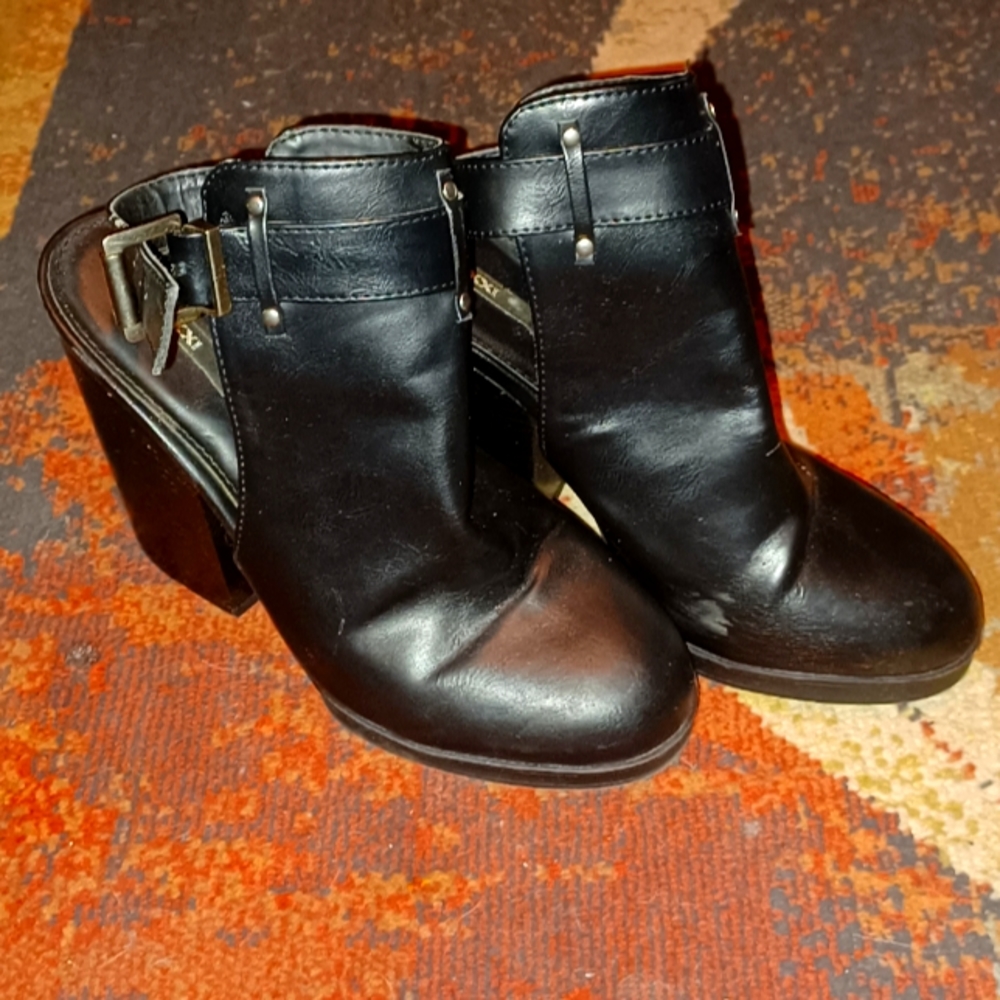 XXI Ankle Booties